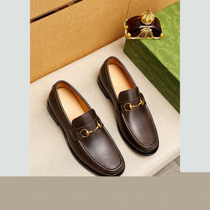 G*u*i leather shoes